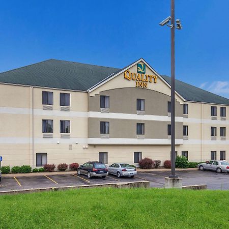 Quality Inn I-70 Near Kansas Speedway Kansas City Exterior photo